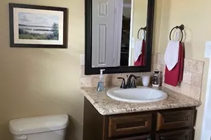 561 Lakeway Dr, Conroe, TX 77316 - Photo 13