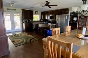 561 Lakeway Dr, Conroe, TX 77316 - Photo 15