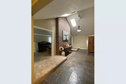 561 Lakeway Drive, Conroe, TX 77316 - Photo 9