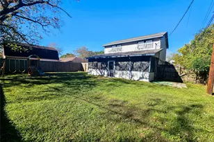 108 Oriole Ln, Angleton, TX 77515 - Photo 5