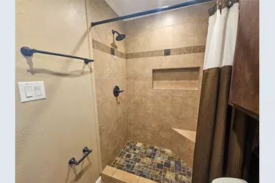 108 Oriole Lane, Angleton, TX 77515 - Photo 13