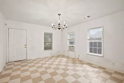 5005 Lyons Avenue, Houston, TX 77020 - Photo 9