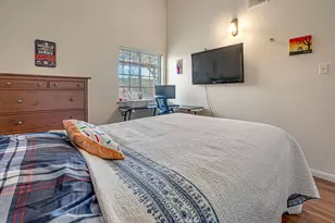 13806 Sheri Hollow Ln, Houston, TX 77082 - Photo 21