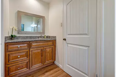 13806 Sheri Hollow Lane, Houston, TX 77082 - Photo 17