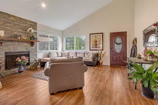 13806 Sheri Hollow Ln, Houston, TX 77082 - Photo 3