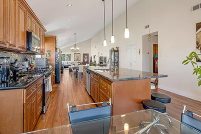 13806 Sheri Hollow Lane, Houston, TX 77082 - Photo 9