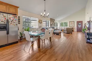 13806 Sheri Hollow Ln, Houston, TX 77082 - Photo 5