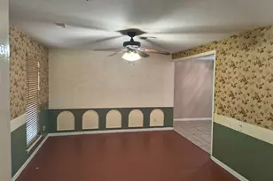 19323 Dianeshire Dr, Spring, TX 77388 - Photo 5