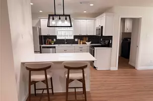 3303 Freshmeadows Dr, Houston, TX 77063 - Photo 11