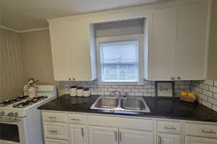 12307 Nola Ct, Houston, TX 77013 - Photo 9