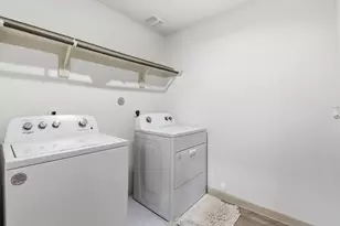 137 Big Sandy Ln, Anahuac, TX 77514 - Photo 19