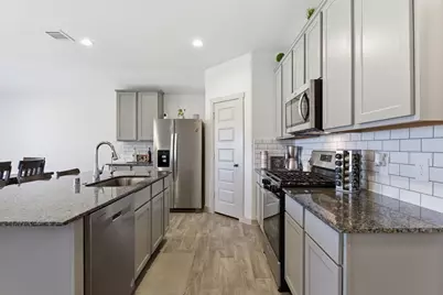 137 Big Sandy Lane, Anahuac, TX 77514 - Photo 7