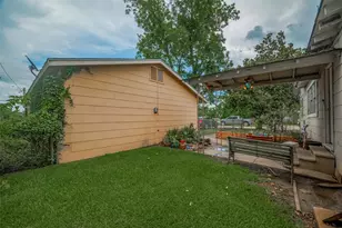 600 Texas St, Wharton, TX 77488 - Photo 35