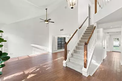 19 Village Knoll Place Place, The Woodlands, TX 77381 - Photo 5