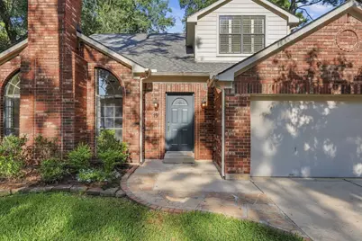 19 Village Knoll Place Place, The Woodlands, TX 77381 - Photo 3