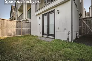 4009 University Grove St, Houston, TX 77023 - Photo 3