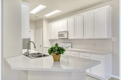 39 Camellia Grove Circle, The Woodlands, TX 77382 - Photo 15