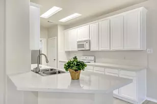 39 Camellia Grove Circle, The Woodlands, TX 77382 - Photo 15