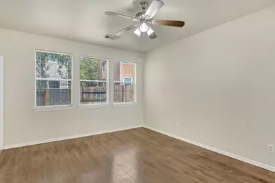 39 Camellia Grove Circle, The Woodlands, TX 77382 - Photo 13