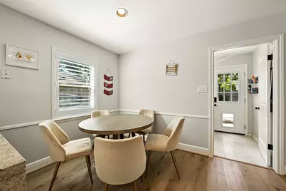 10718 Chevy Chase Drive, Houston, TX 77042 - Photo 21