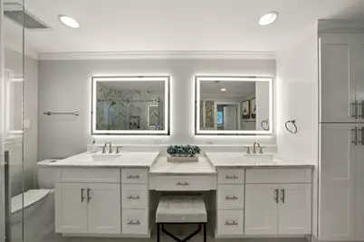 10718 Chevy Chase Drive, Houston, TX 77042 - Photo 27