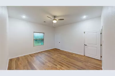 21665 County Road 3749D, Cleveland, TX 77327 - Photo 9