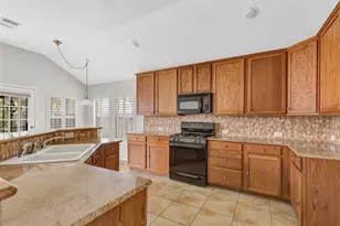 16002 NE Sonoma Park Dr, Houston, TX 77049 - Photo 9