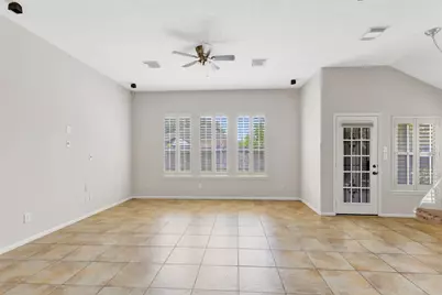 16002 NE Sonoma Park Drive, Houston, TX 77049 - Photo 13
