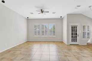 16002 NE Sonoma Park Dr, Houston, TX 77049 - Photo 13