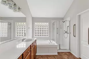 16002 NE Sonoma Park Dr, Houston, TX 77049 - Photo 19