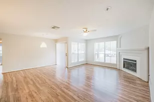 8051 Bay Branch Dr, The Woodlands, TX 77382 - Photo 3