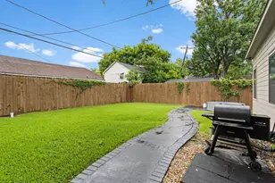 4327 Harby St, Houston, TX 77023 - Photo 25