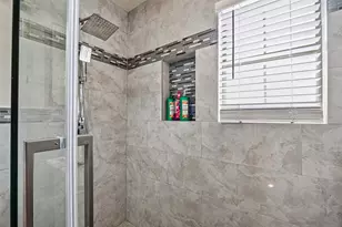 7130 Liberty Oak Ct, Houston, TX 77049 - Photo 27