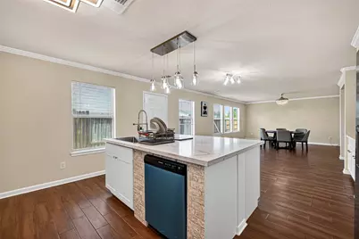 7130 Liberty Oak Court, Houston, TX 77049 - Photo 15