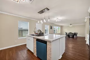 7130 Liberty Oak Ct, Houston, TX 77049 - Photo 15