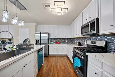 7130 Liberty Oak Court, Houston, TX 77049 - Photo 19