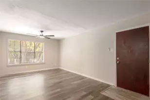 818 University Ave, Huntsville, TX 77320 - Photo 5