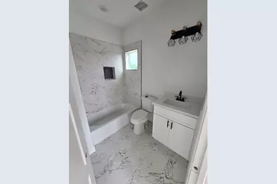 4562 Teton Street #A, Houston, TX 77051 - Photo 11