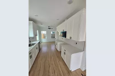 4562 Teton Street #A, Houston, TX 77051 - Photo 5