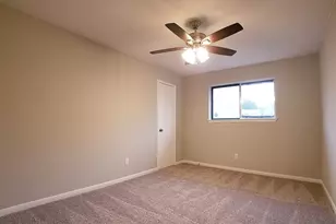 3523 Mayfield Oaks Ln, Houston, TX 77088 - Photo 17