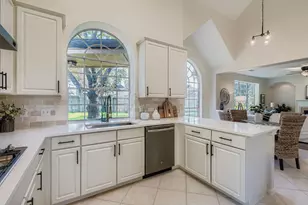 16106 Castlegrove Ct, Tomball, TX 77377 - Photo 7