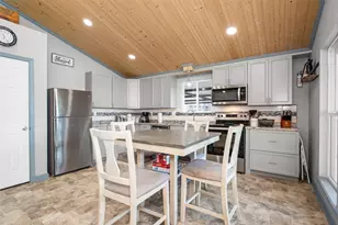 600 Pine Island Cove Rd, Grapeland, TX 75844 - Photo 9