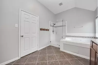 18403 Sierra Falls Court, Tomball, TX 77377 - Photo 11