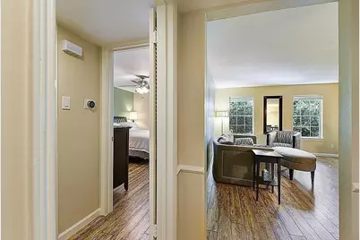 361 N Post Oak Lane #241, Houston, TX 77024 - Photo 9
