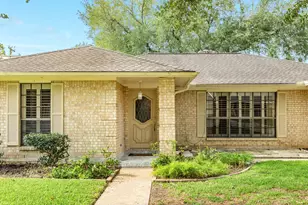712 Browning St, Angleton, TX 77515 - Photo 3