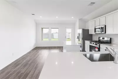 4706 Jasmine Heather Lane, Baytown, TX 77521 - Photo 5