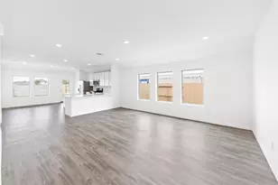 4706 Jasmine Heather Ln, Baytown, TX 77521 - Photo 3