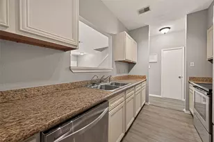 8091 El Mundo St, Houston, TX 77054 - Photo 13