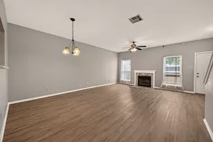 8091 El Mundo St, Houston, TX 77054 - Photo 5