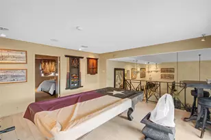 526 Bolton Pl, Houston, TX 77024 - Photo 31
